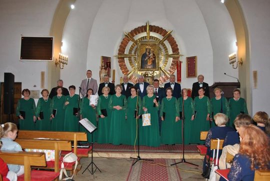 Przegląd Pieśni Maryjnej i Matczynej w Lubyczy Królewskiej [ZDJĘCIA]