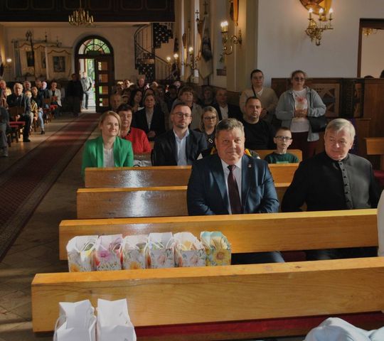 Przegląd Pieśni Maryjnej i Matczynej w Lubyczy Królewskiej [ZDJĘCIA]