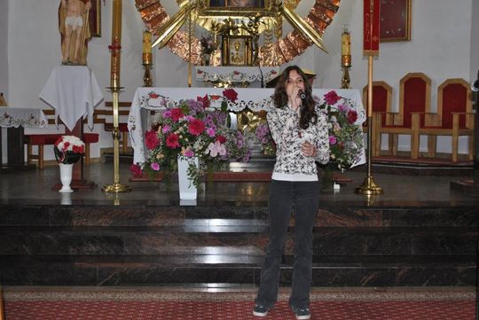 Przegląd Pieśni Maryjnej i Matczynej w Lubyczy Królewskiej [ZDJĘCIA]