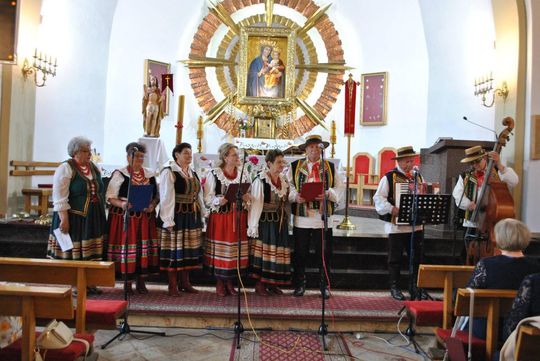 Przegląd Pieśni Maryjnej i Matczynej w Lubyczy Królewskiej [ZDJĘCIA]