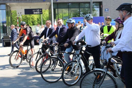 Rowerowe Roztocze. Uroczyste podpisanie umów w Kraśniku [ZDJĘCIA]