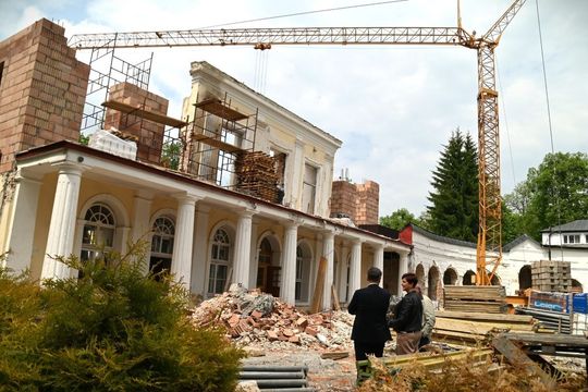 Zobacz postępy prac przy rozbudowie i modernizacji Sanatorium w Krasnobrodzie [ZDJĘCIA]