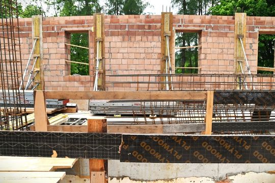 Zobacz postępy prac przy rozbudowie i modernizacji Sanatorium w Krasnobrodzie [ZDJĘCIA]