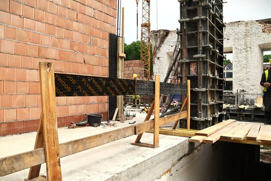Zobacz postępy prac przy rozbudowie i modernizacji Sanatorium w Krasnobrodzie [ZDJĘCIA]