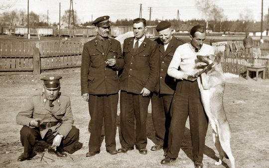 "Ludzie i parowozy. Z historii kolei na Zamojszczyźnie" [GALERIA FOTOGRAFII]