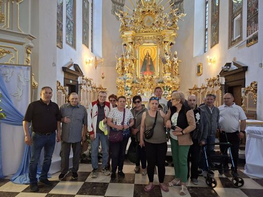 Mieszkańcy DPS-u w Tyszowcach na pielgrzymce w Kodniu [ZDJĘCIA]