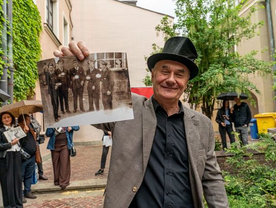 Zamość: Otwarcie wystawy u Adama Gąsianowskiego. „Ludzie i parowozy. Z historii kolei na Zamojszczyźnie” [ZDJĘCIA]