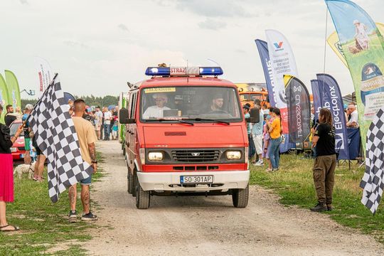 Zamość: Finał Rajdu Koguta na lotnisku w Mokrem - galeria zdjęć