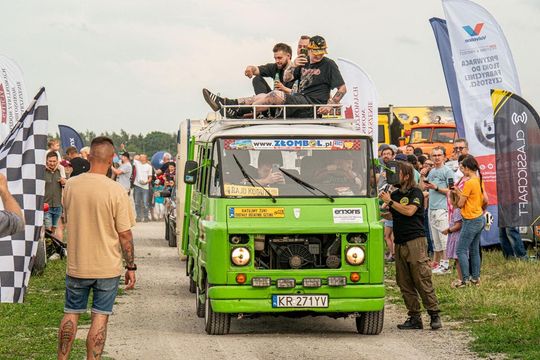 Zamość: Finał Rajdu Koguta na lotnisku w Mokrem - galeria zdjęć