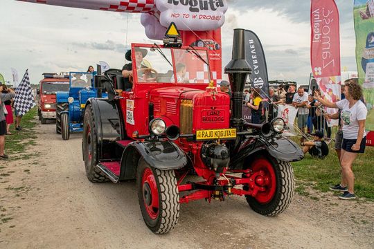 Zamość: Finał Rajdu Koguta na lotnisku w Mokrem - galeria zdjęć