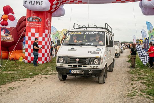 Zamość: Finał Rajdu Koguta na lotnisku w Mokrem - galeria zdjęć