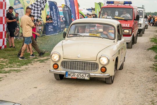 Zamość: Finał Rajdu Koguta na lotnisku w Mokrem - galeria zdjęć