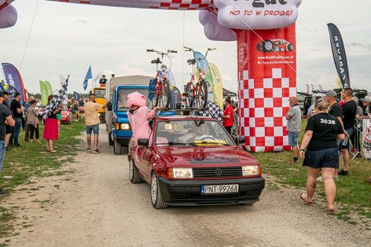 Zamość: Finał Rajdu Koguta na lotnisku w Mokrem - galeria zdjęć