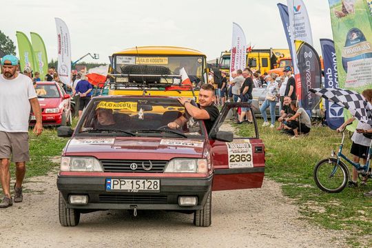 Zamość: Finał Rajdu Koguta na lotnisku w Mokrem - galeria zdjęć
