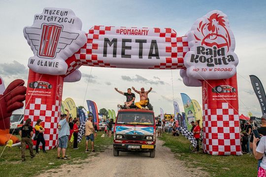 Zamość: Finał Rajdu Koguta na lotnisku w Mokrem - galeria zdjęć