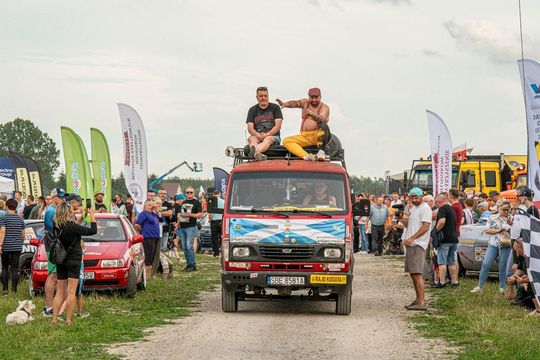 Zamość: Finał Rajdu Koguta na lotnisku w Mokrem - galeria zdjęć