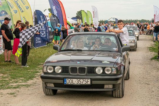 Zamość: Finał Rajdu Koguta na lotnisku w Mokrem - galeria zdjęć