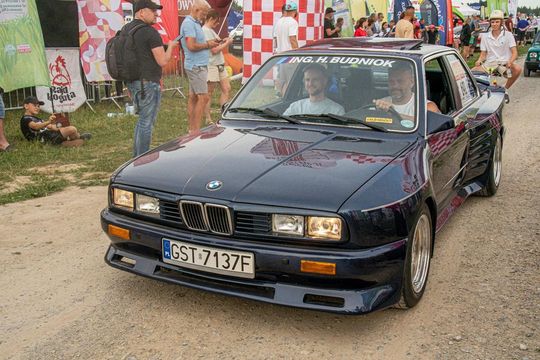 Zamość: Finał Rajdu Koguta na lotnisku w Mokrem - galeria zdjęć