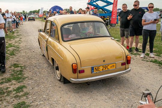 Zamość: Finał Rajdu Koguta na lotnisku w Mokrem - galeria zdjęć