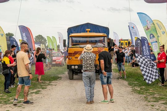 Zamość: Finał Rajdu Koguta na lotnisku w Mokrem - galeria zdjęć