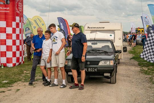 Zamość: Finał Rajdu Koguta na lotnisku w Mokrem - galeria zdjęć