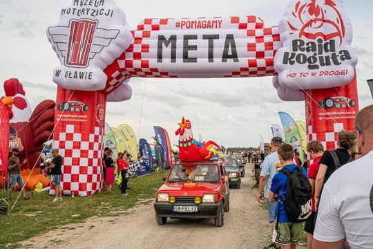 Zamość: Finał Rajdu Koguta na lotnisku w Mokrem - galeria zdjęć