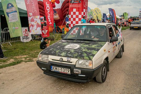 Zamość: Finał Rajdu Koguta na lotnisku w Mokrem - galeria zdjęć