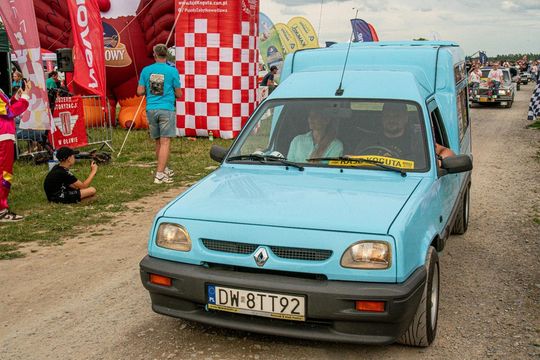 Zamość: Finał Rajdu Koguta na lotnisku w Mokrem - galeria zdjęć