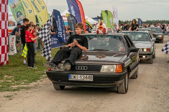 Zamość: Finał Rajdu Koguta na lotnisku w Mokrem - galeria zdjęć