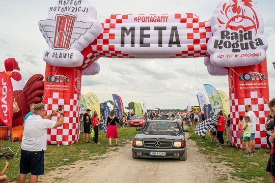 Zamość: Finał Rajdu Koguta na lotnisku w Mokrem - galeria zdjęć