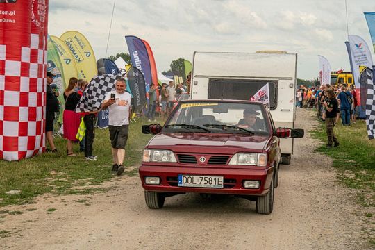 Zamość: Finał Rajdu Koguta na lotnisku w Mokrem - galeria zdjęć