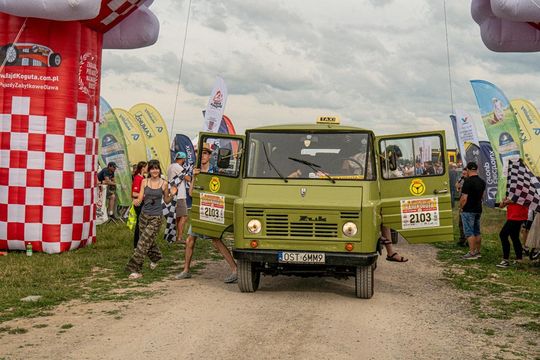 Zamość: Finał Rajdu Koguta na lotnisku w Mokrem - galeria zdjęć