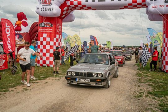 Zamość: Finał Rajdu Koguta na lotnisku w Mokrem - galeria zdjęć