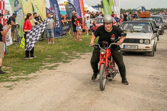 Zamość: Finał Rajdu Koguta na lotnisku w Mokrem - galeria zdjęć