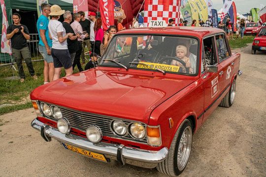 Zamość: Finał Rajdu Koguta na lotnisku w Mokrem - galeria zdjęć