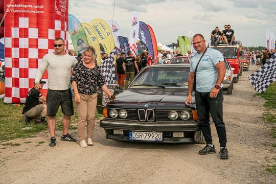 Zamość: Finał Rajdu Koguta na lotnisku w Mokrem - galeria zdjęć