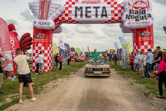 Zamość: Finał Rajdu Koguta na lotnisku w Mokrem - galeria zdjęć