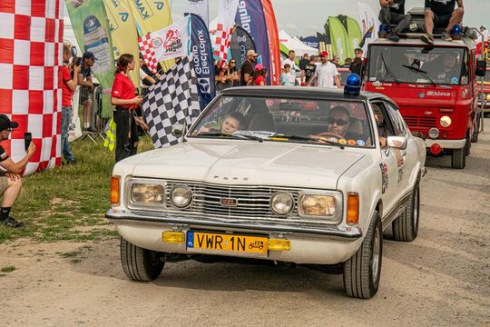 Zamość: Finał Rajdu Koguta na lotnisku w Mokrem - galeria zdjęć