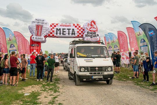 Zamość: Finał Rajdu Koguta na lotnisku w Mokrem - galeria zdjęć