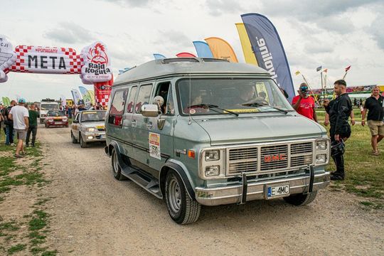 Zamość: Finał Rajdu Koguta na lotnisku w Mokrem - galeria zdjęć