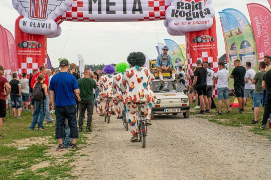 Zamość: Finał Rajdu Koguta na lotnisku w Mokrem - galeria zdjęć