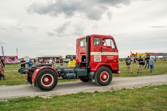 Zamość: Finał Rajdu Koguta na lotnisku w Mokrem - galeria zdjęć