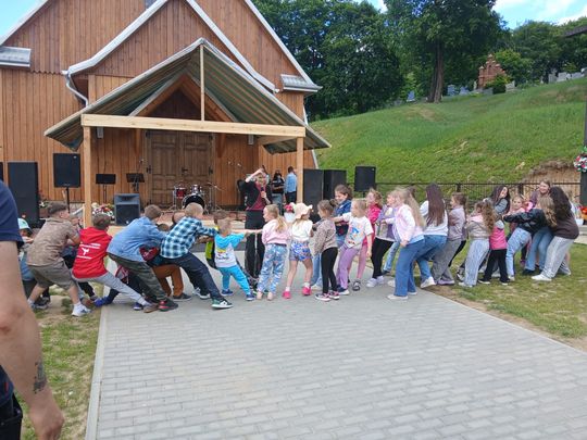 Parafialny Piknik Rodzinny w Krynicach [FOTORELACJA]