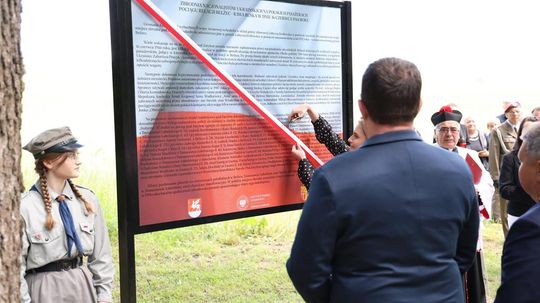 82. rocznica zbrodni UPA na polskich pasażerach pociągu Bełżec–Lwów [ZDJĘCIA]