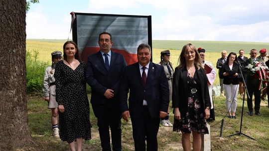 82. rocznica zbrodni UPA na polskich pasażerach pociągu Bełżec–Lwów [ZDJĘCIA]