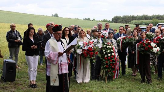 82. rocznica zbrodni UPA na polskich pasażerach pociągu Bełżec–Lwów [ZDJĘCIA]