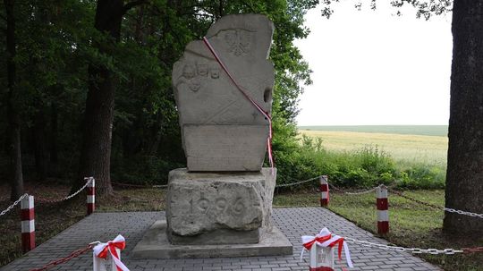 82. rocznica zbrodni UPA na polskich pasażerach pociągu Bełżec–Lwów [ZDJĘCIA]