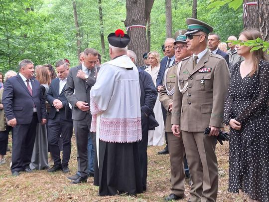 82. rocznica zbrodni UPA na polskich pasażerach pociągu Bełżec–Lwów [ZDJĘCIA]