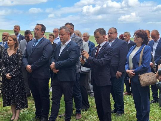 82. rocznica zbrodni UPA na polskich pasażerach pociągu Bełżec–Lwów [ZDJĘCIA]
