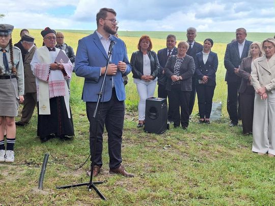 82. rocznica zbrodni UPA na polskich pasażerach pociągu Bełżec–Lwów [ZDJĘCIA]